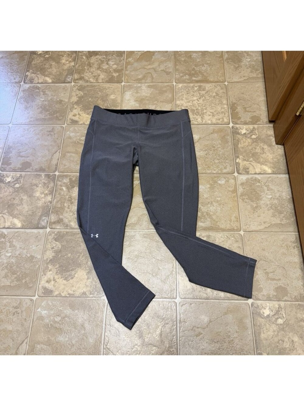 Women's Under Armour Gray Compression Heat Gear Leggings Pants - XL